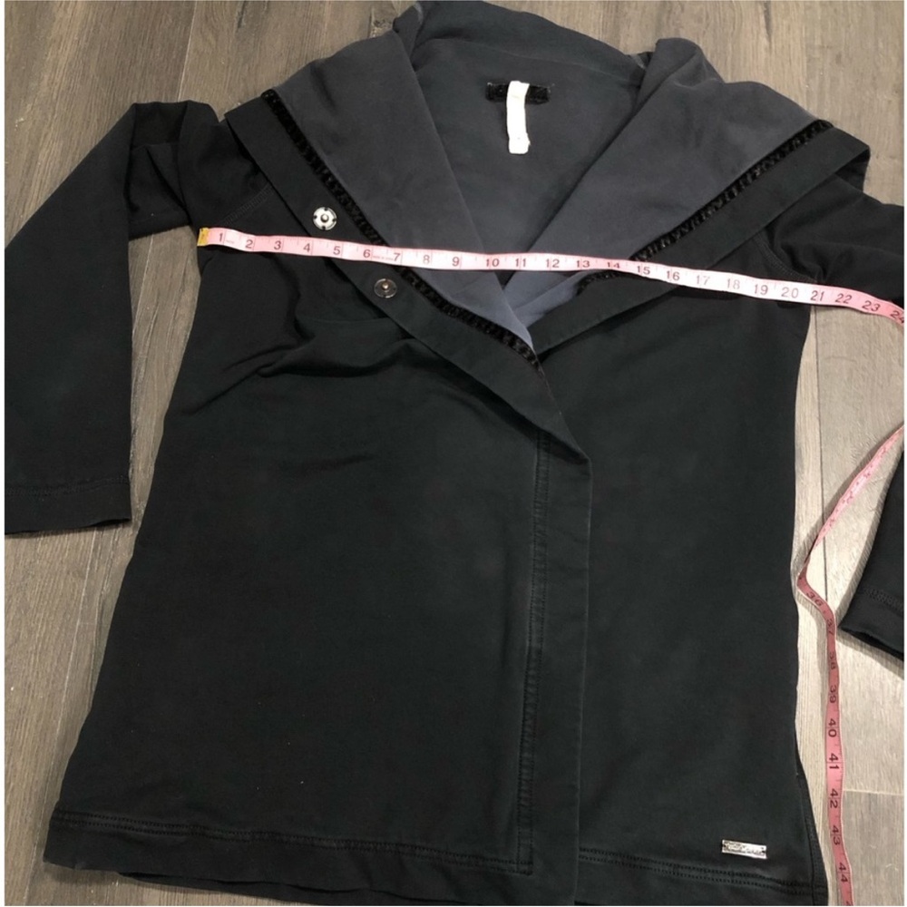 Lululemon Jacket Wrap - image 5